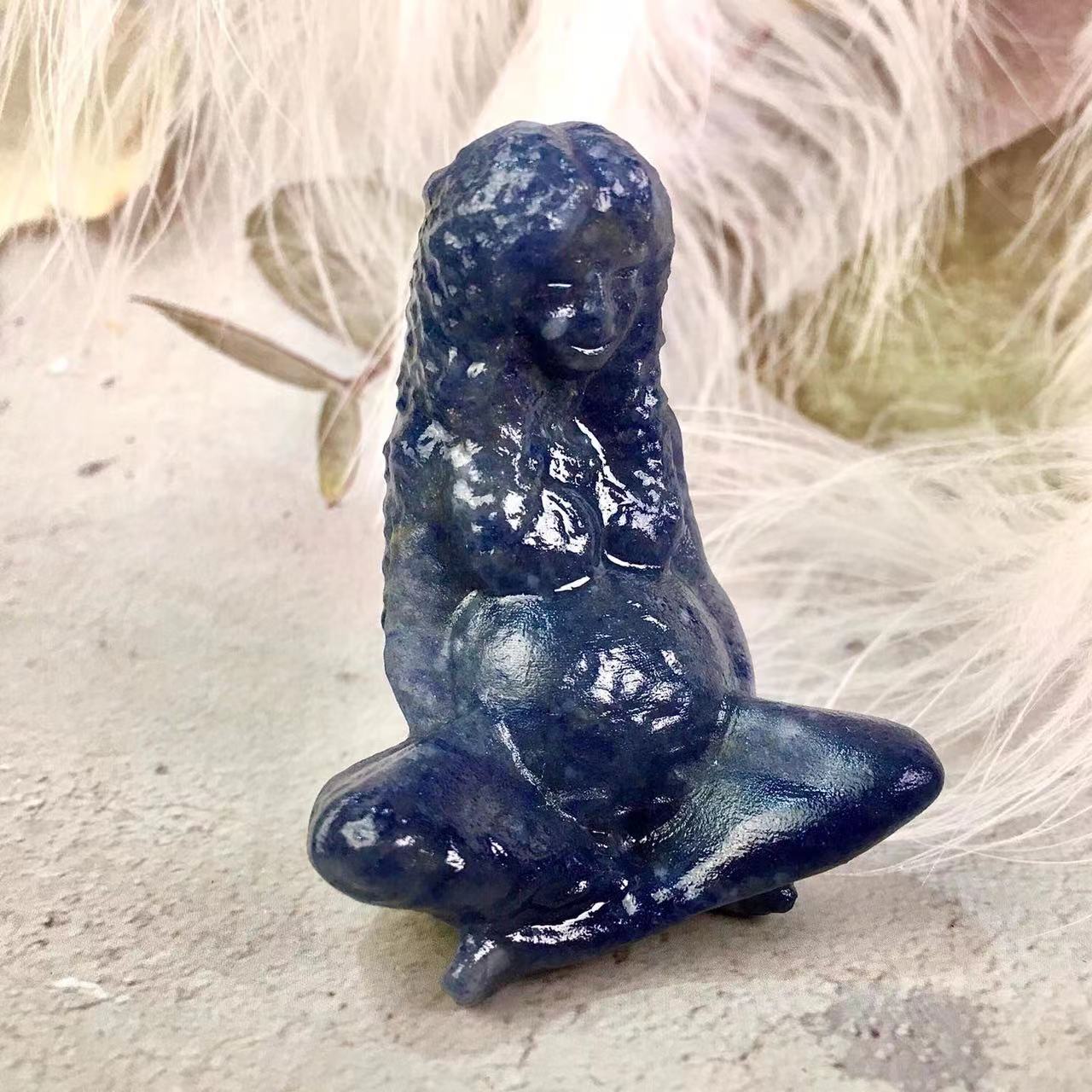 Wholesale natural gemstone carving high quality Crystal mother Earth for Ornament