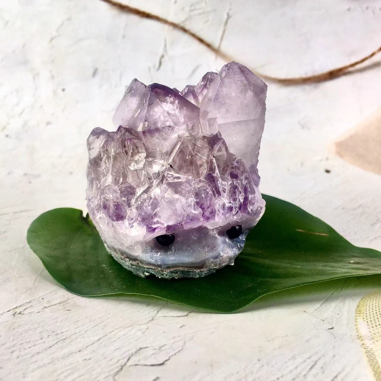Wholesale Natural Crystal Carving Animal Amethyst Crystal Cluster Hedgehog For Decoration