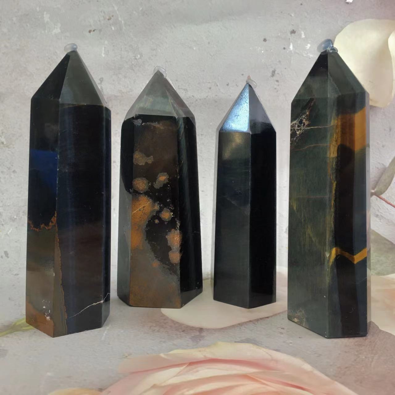 Wholesale Natural crystal tower blue  tiger eye stone  for  decoraiotion 1kg