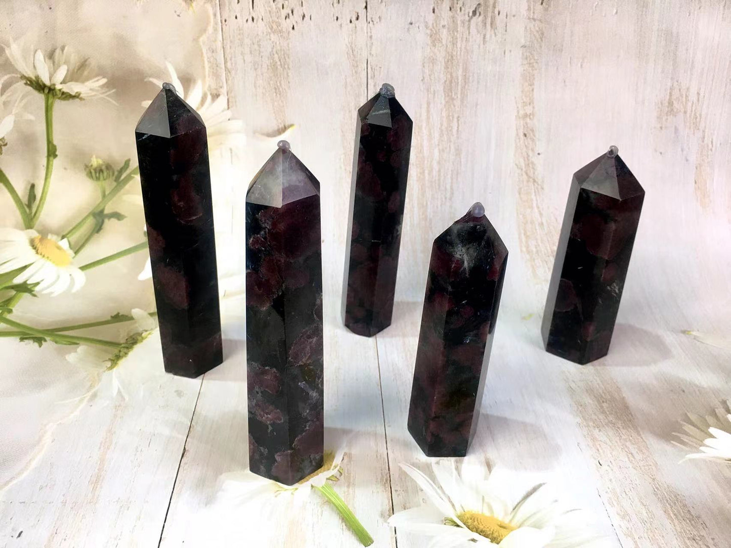 Wholesale high quality  fireworks garnet crystal  tower for  decoration 1kg