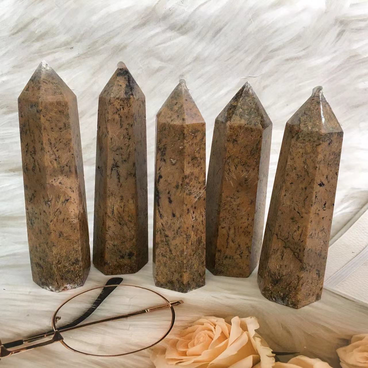 Wholesale high quality reiki natural  Agate rutile Healing stone tower  for decoraiotion1kg