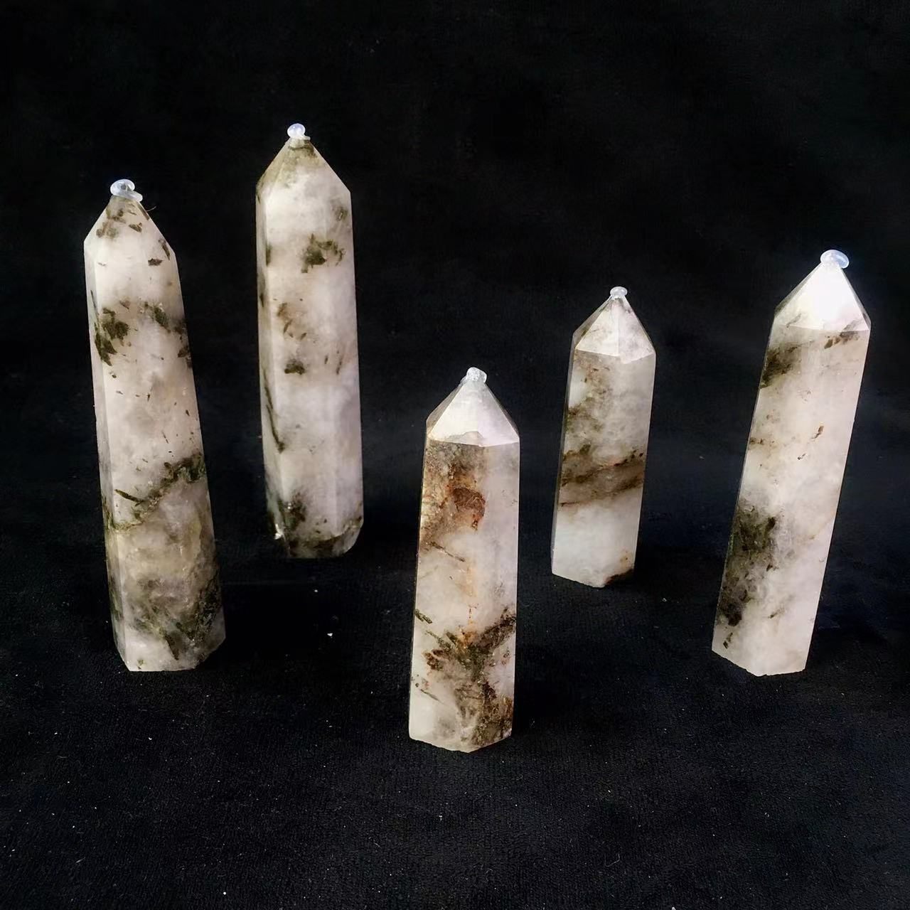 Wholesale natural crystal green tourmaline  tower for decoration 1kg