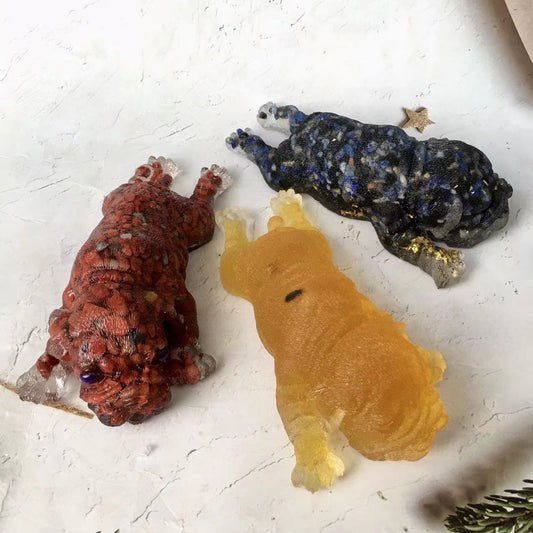Wholesale Healing Crystal Chips Dog S for Gift Mixed and Stone Chips with Resin Natural Feng Shui Home Decoration