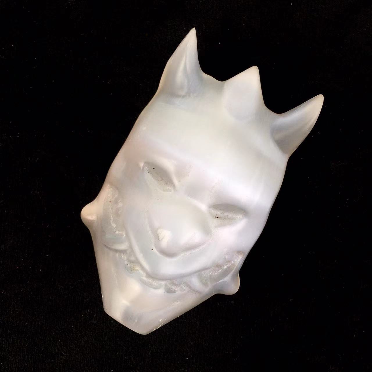 High quality wholesale Hand carved Natural Crystal Selenite Mask For Decoration