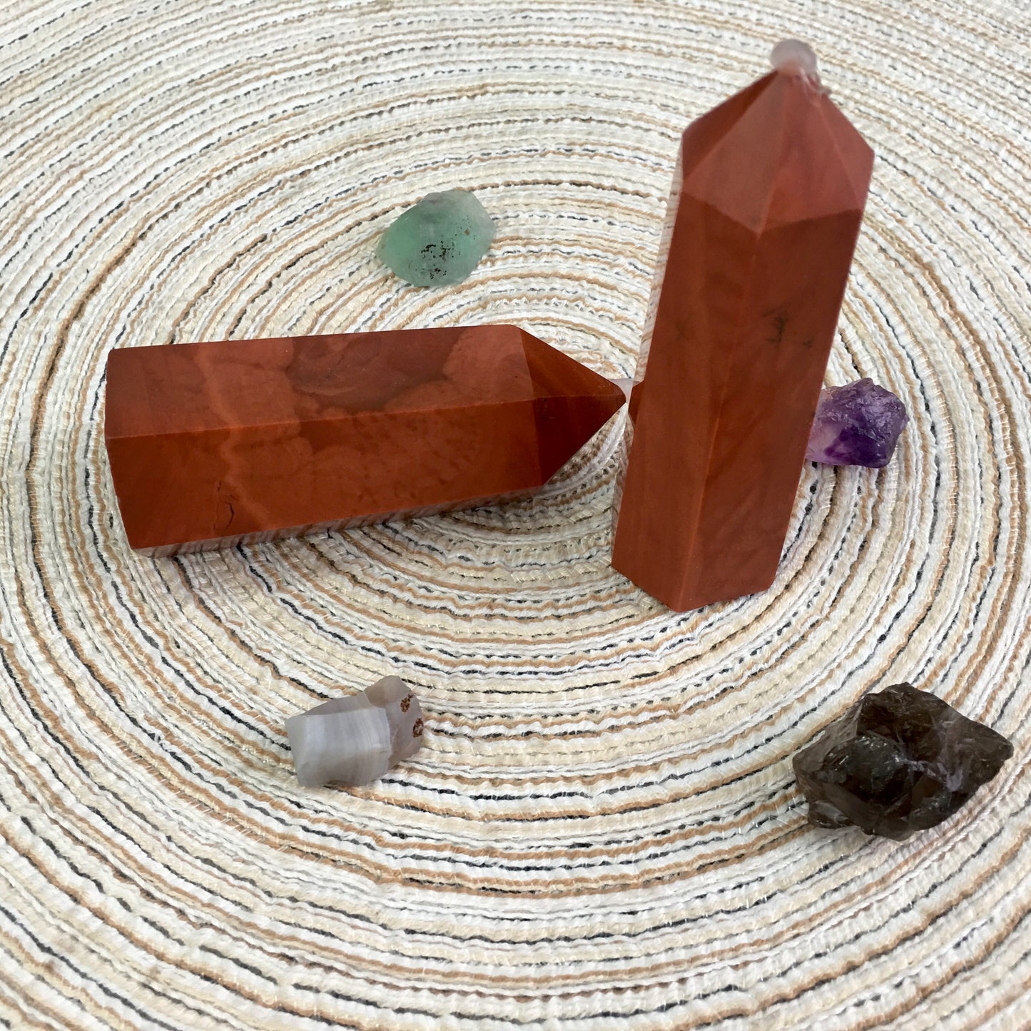 Wholesale red jasper tower for decoraiotion 1kg