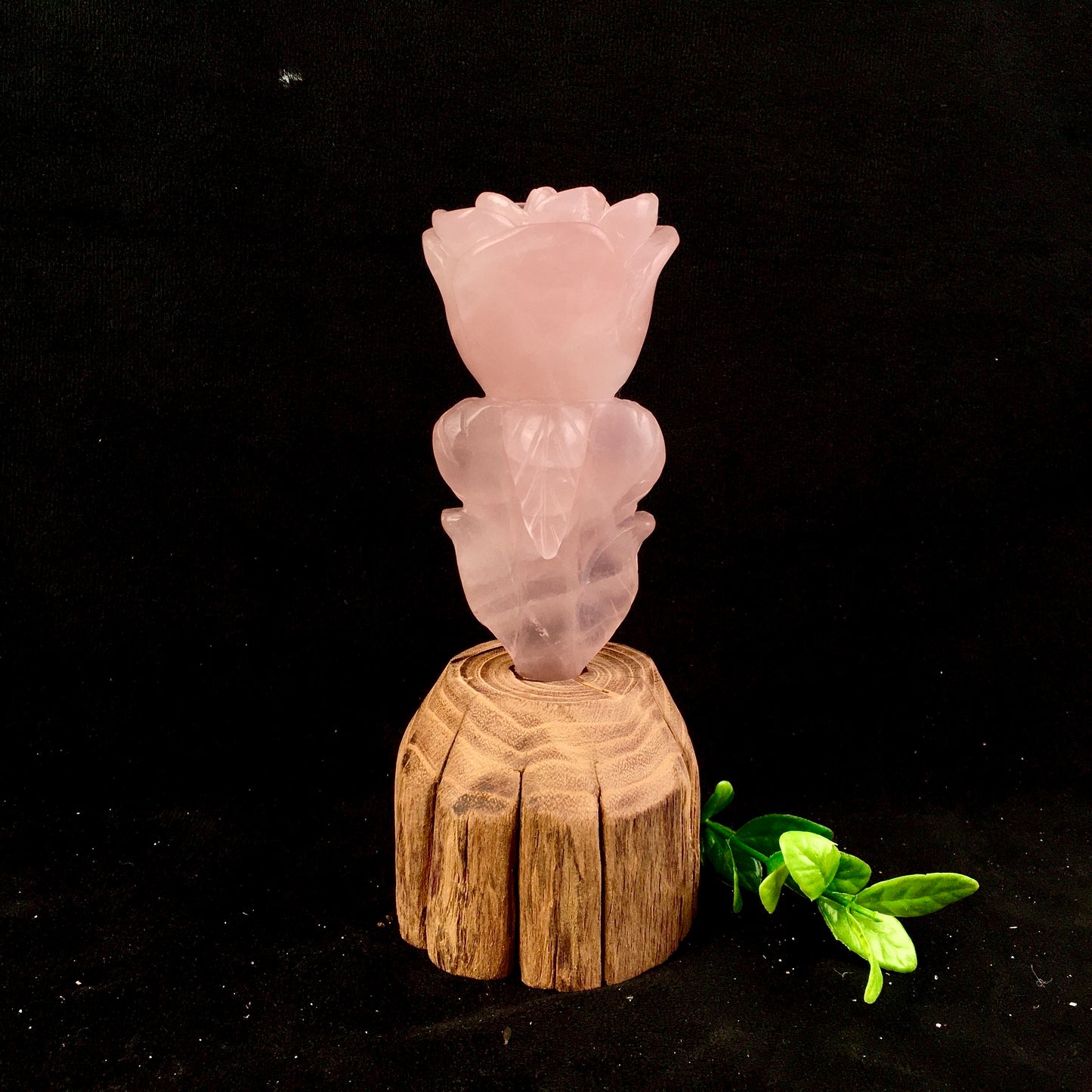 Wholesale natural Crystals Healing Rose Quartz rose Wand For Decoration