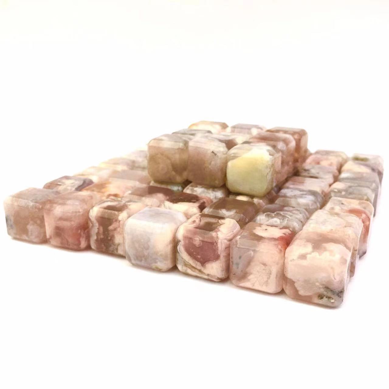 Wholesale  healing energy lucky sakura agate cubes for Decoration