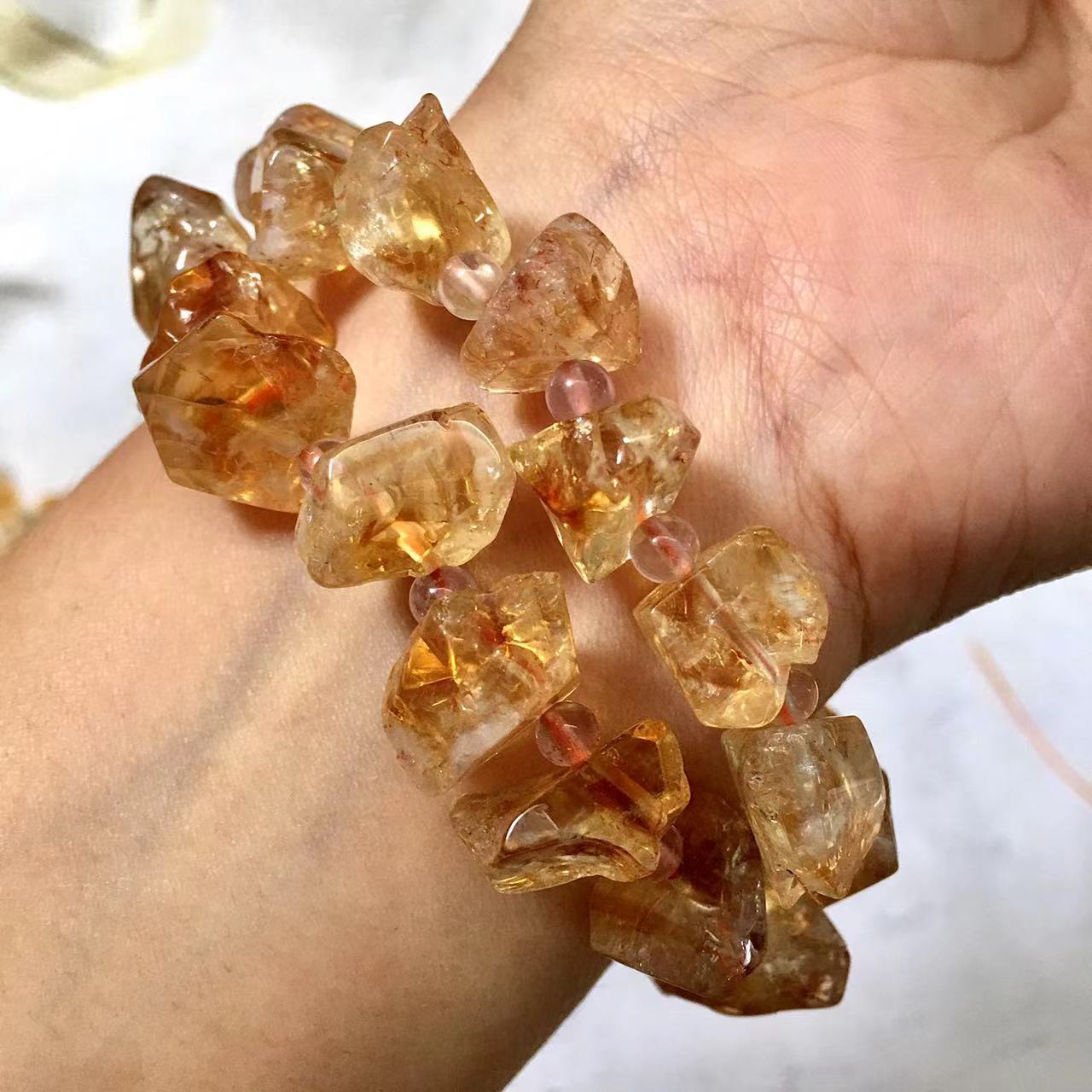 Wholesale Natural Citrine Gemstone Crystal Stretch Irregular Chips Bracelet for Fashion Healing Spiritual Stone Bracelet