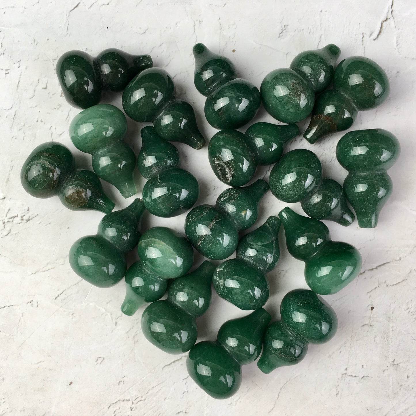 Wholesale high quality reiki natural crystal green aventurine gourd Love stone  for decoraiotion