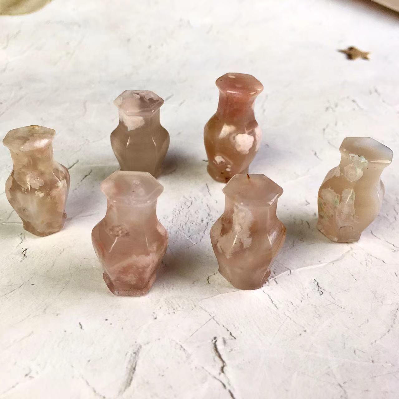 Wholesale natural crystal sakura agate bottle for decoration