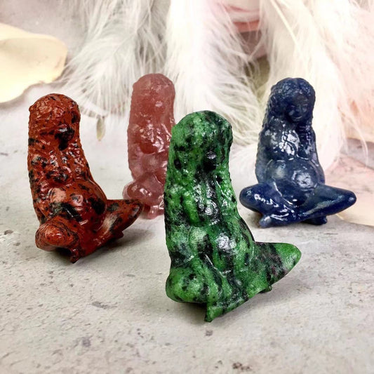 Wholesale natural gemstone carving high quality Crystal mother Earth for Ornament