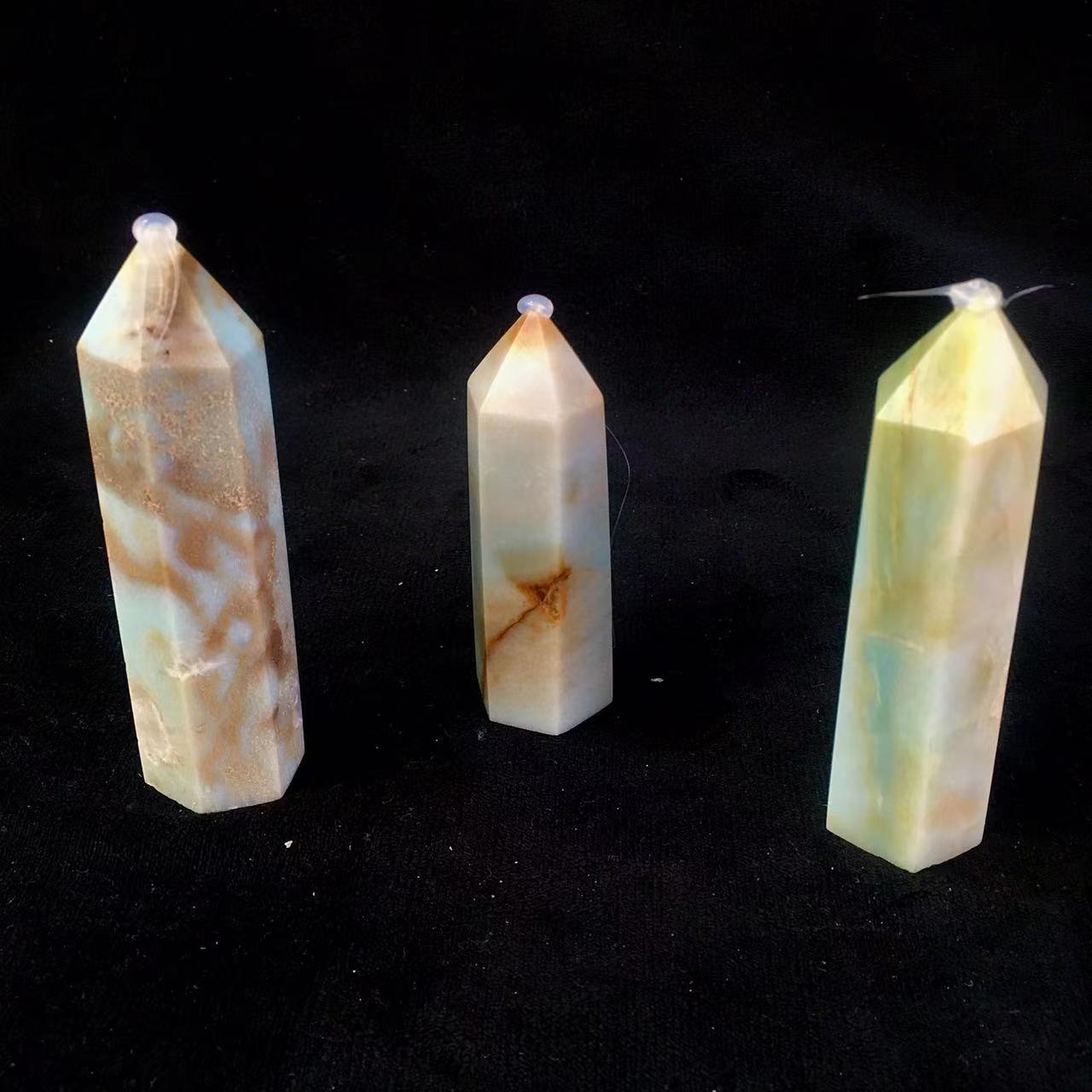 Wholesale Natural Healing Caribbean Calcite Crystal Tower for  decoraiotion 1kg