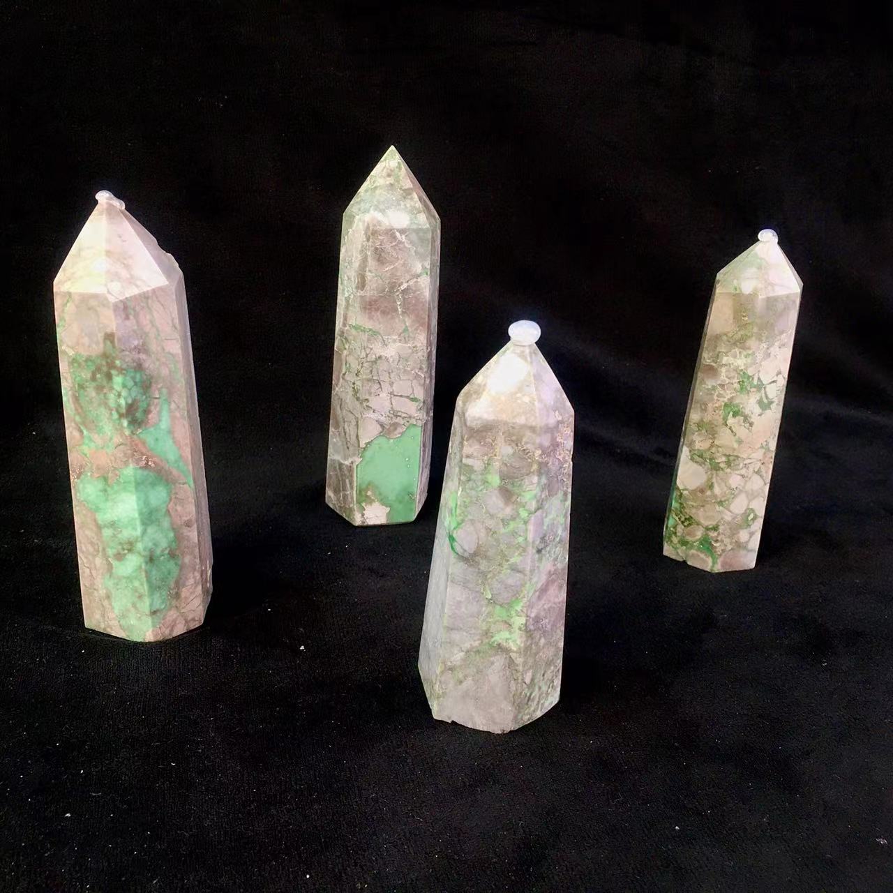 Wholesale high Quality Natural Crystal Green Apple Tower for decoraiotion 1kg