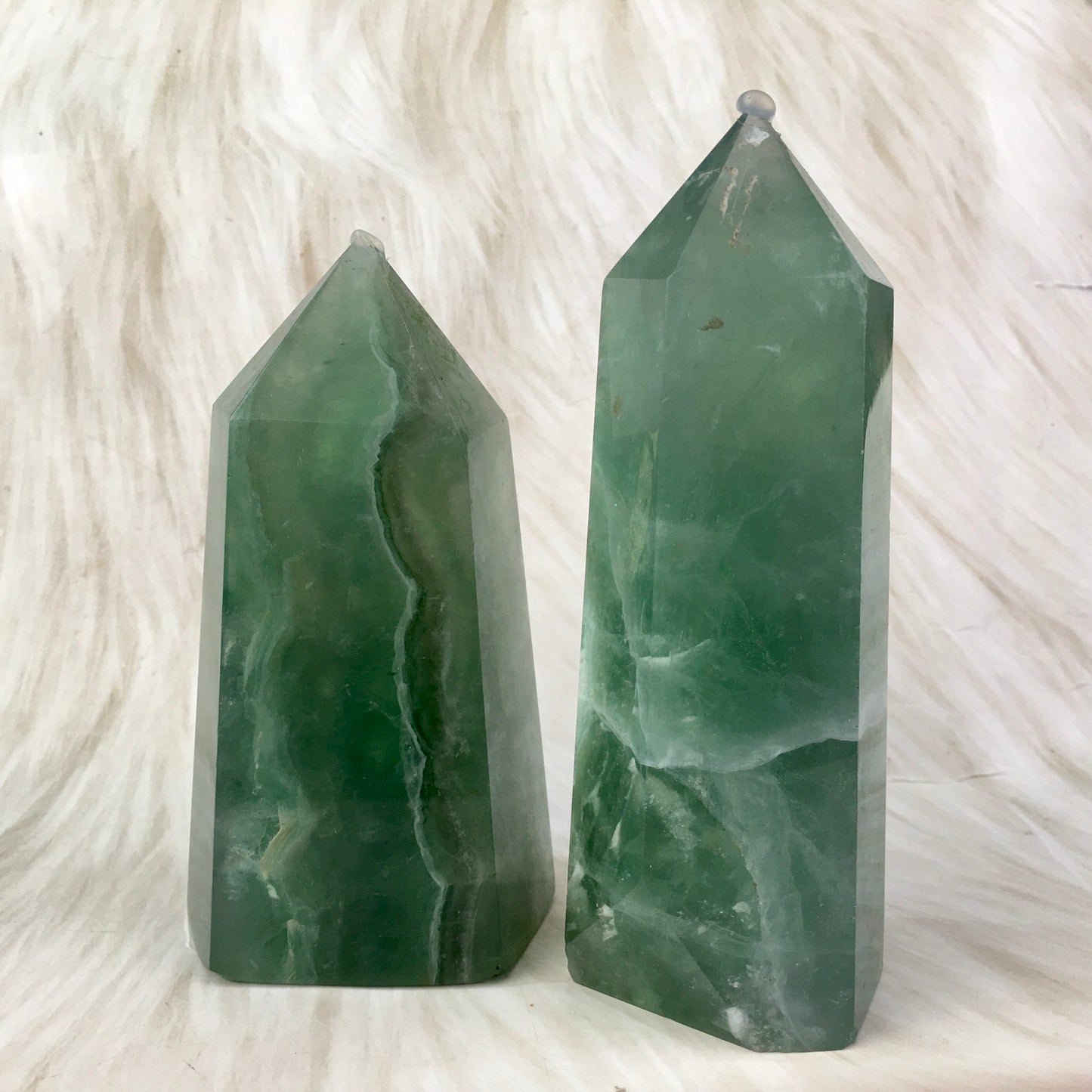 Wholesale high quality natural Crystal Green  Fluorite Tower  for decoraiotion 1kg