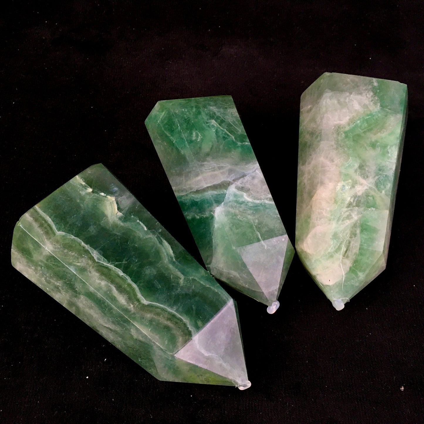Wholesale high quality natural Crystal Green  Fluorite Tower  for decoraiotion 1kg