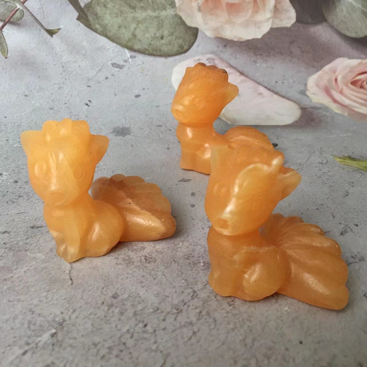 Wholesale Natural Crystal Gemstone Orange Calcite small fox Crystal healing crystals crafts