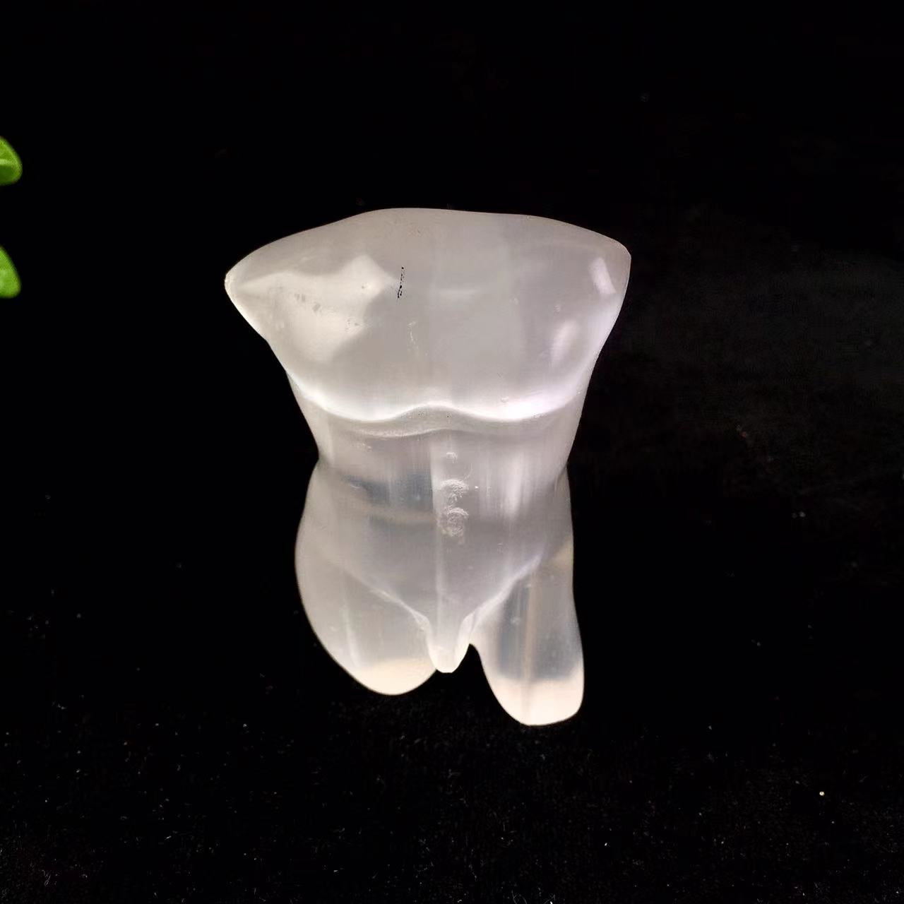 Wholesale high quality reiki natural crystal selenite Male body for decoraiotion