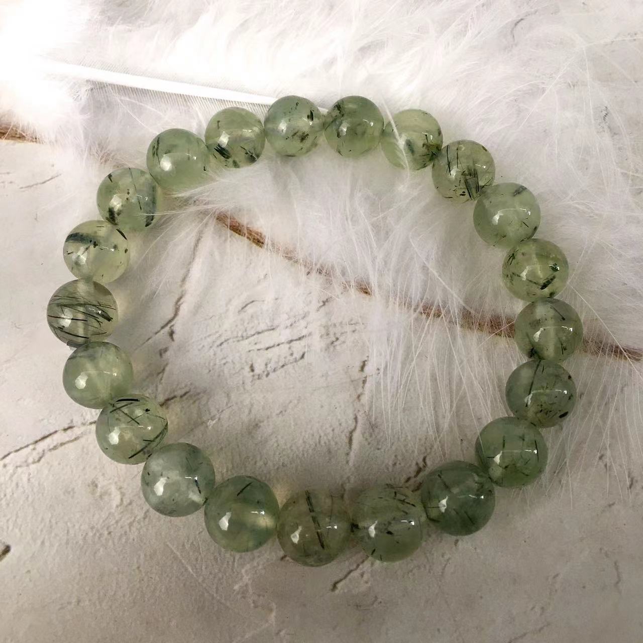 9MM Natural Prehnite Grape Stone Elastic Beaded Bracelets