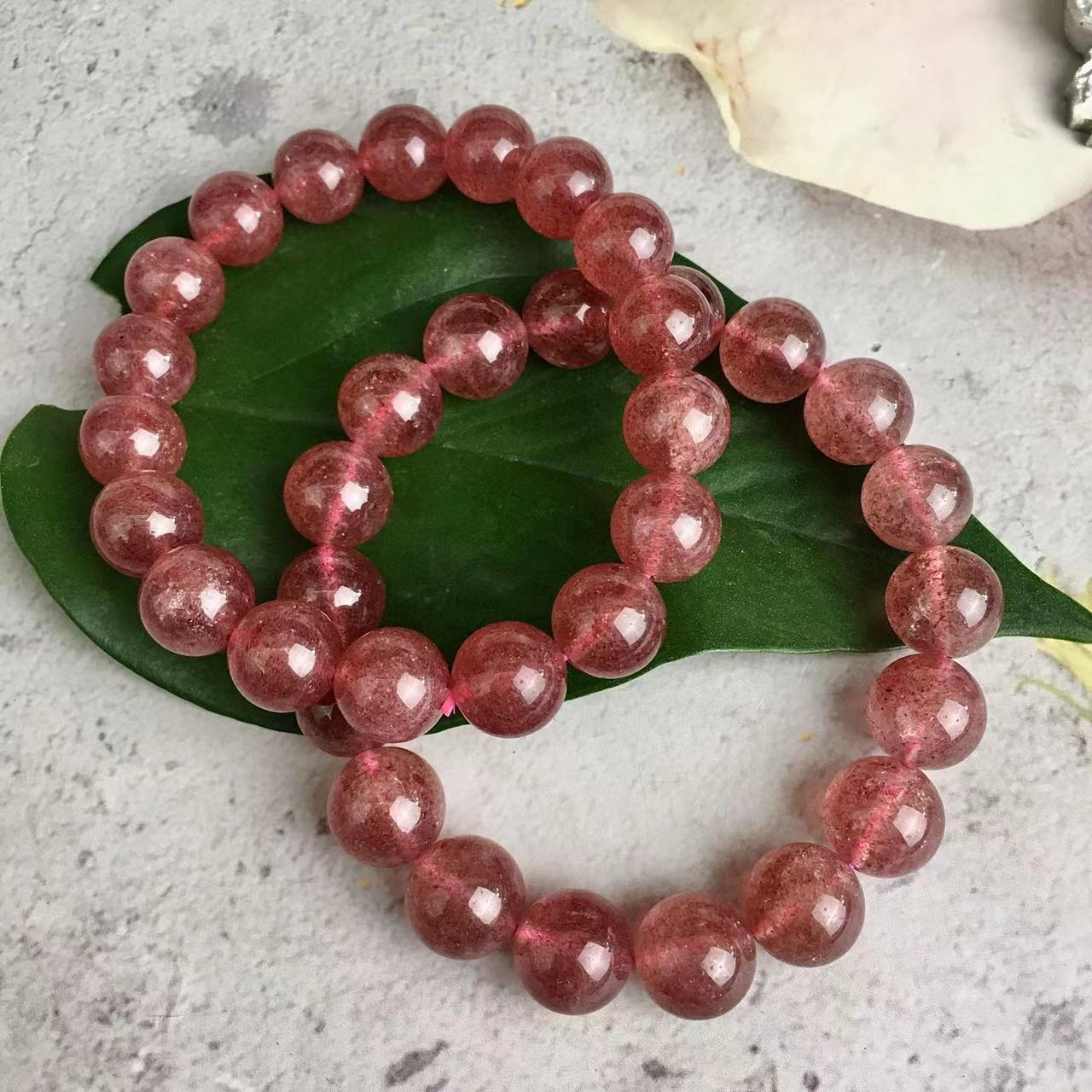 Strawberry quartz bracelets natural strawberry quartz bead crystal bracelets for women jewelry 10MM