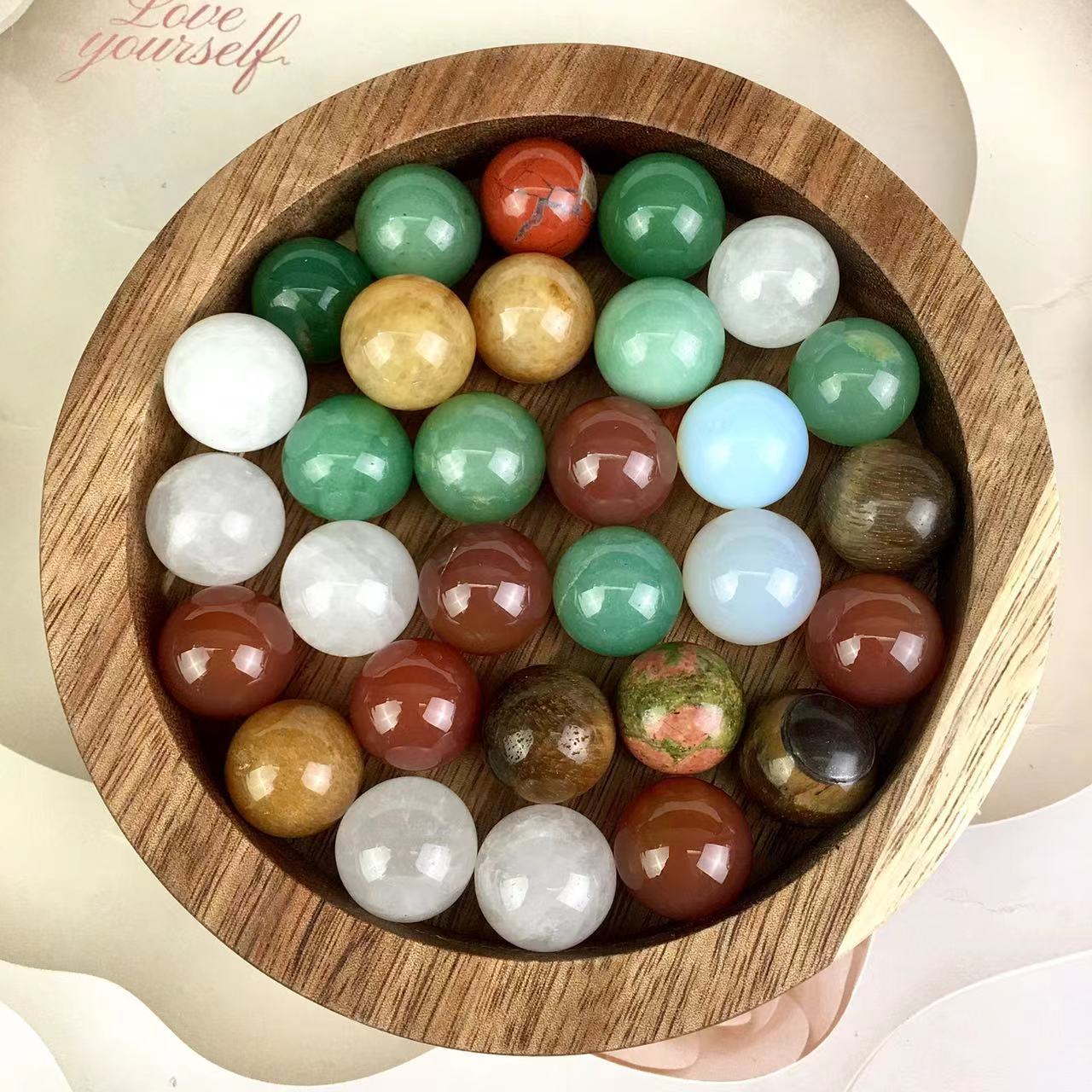 Wholesale high quality healing  Natural mix mini spheres for Decoration