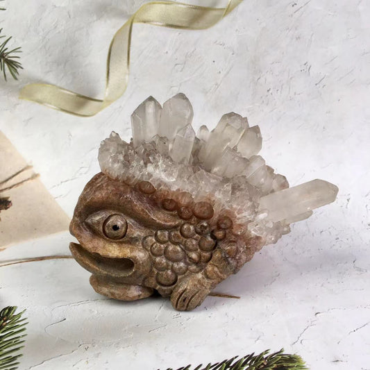 Wholesale high quality natural cluster Gold Toad carving Lucky toad for decoration