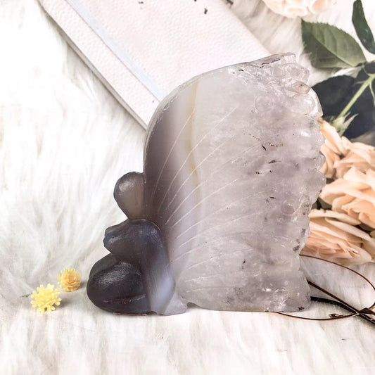 Wholesale high quality reiki natural crystal white quartz fairy carving for decoraiotion