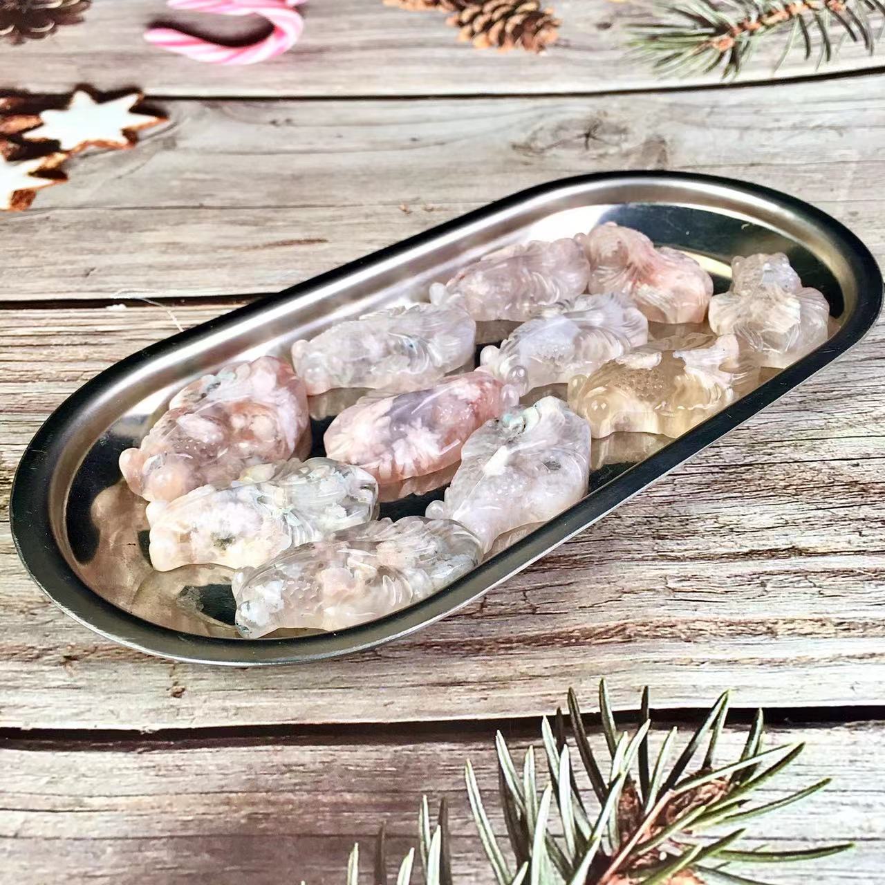 Hot Wholesale Natural Crystal Sakura Agate Golden Fish For Decoration