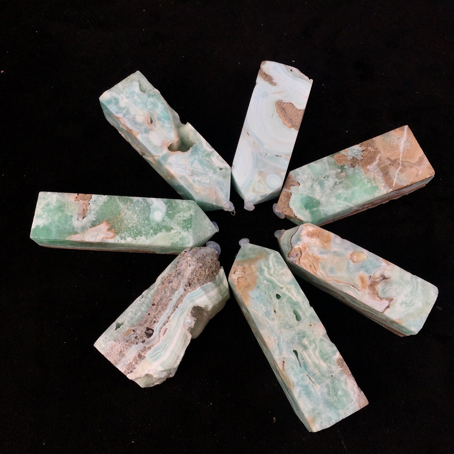 Wholesale Nature Crystal Hemimorphite Tower For decoraiotion 1kg