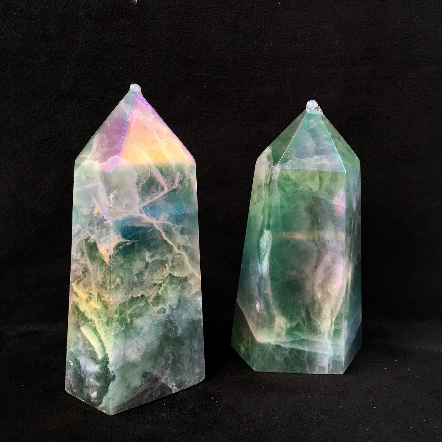 Wholesale high quality reiki natural Aura green fluorite Healing stone tower  for decoraiotion 1kg